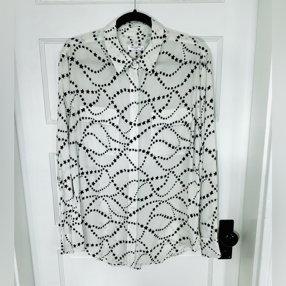 Equipment White Black Star Signature Silk Shirt, Size Large ($295 MSRP) - Picture 3 of 5